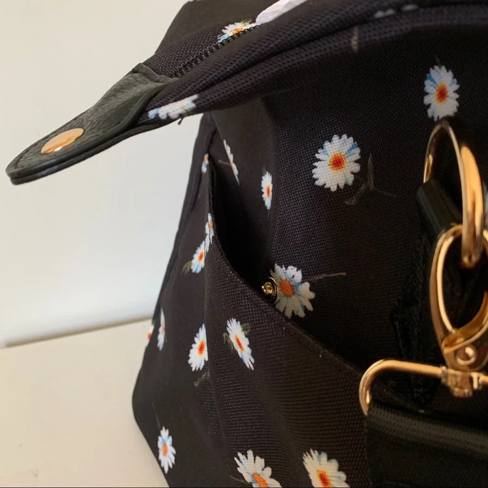 NWT Alice + Olivia Duffel Bag - Picture 11 of 13